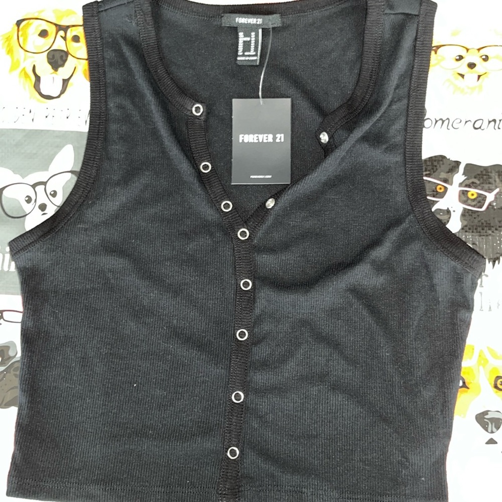 Forever 21 Sleeveless Crop Knit Top *FINAL PRICE *